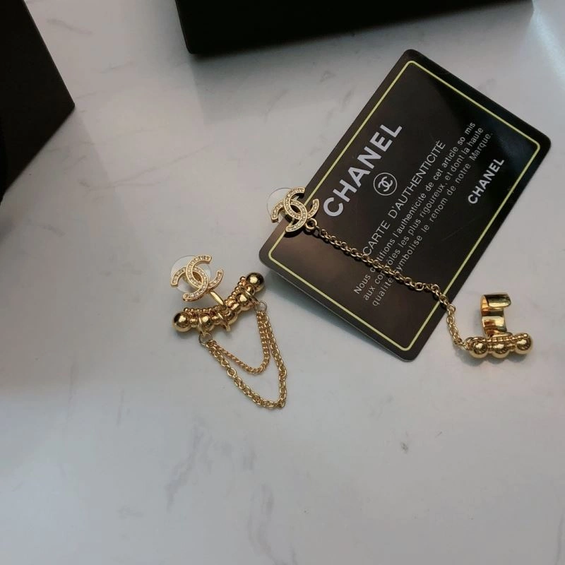 Chanel Earrings FreshLook 231361