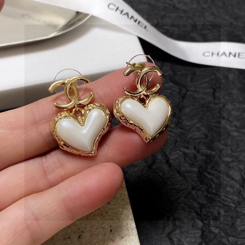 Chanel Earrings Durable 231327