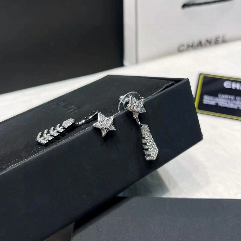 Flexible Chanel Earrings 231433