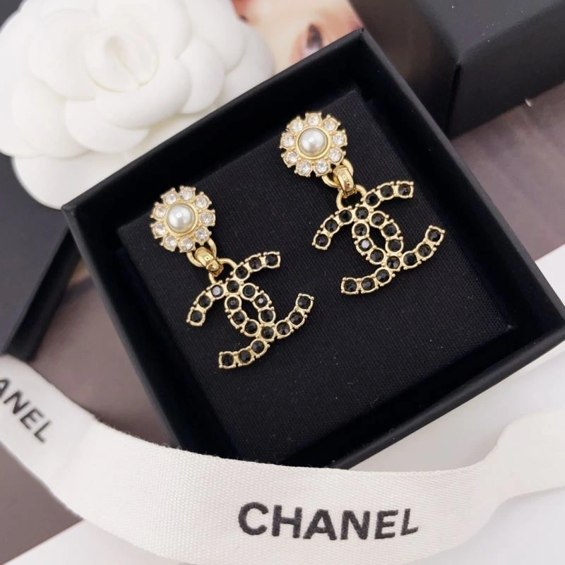 Chanel Earrings Chic 231340