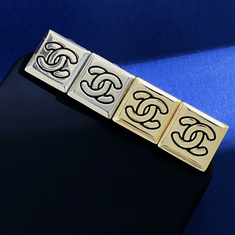 RelaxedFit Chanel Earrings 231323