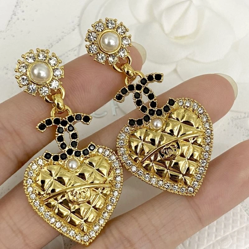 Breathable Chanel Earrings 231319