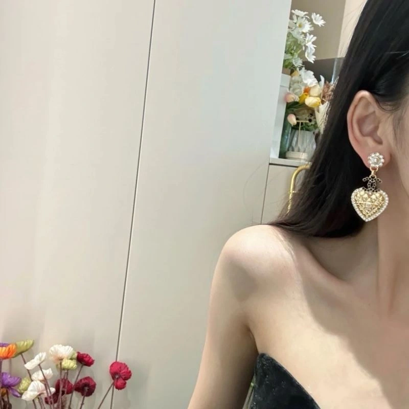 Breathable Chanel Earrings 231319