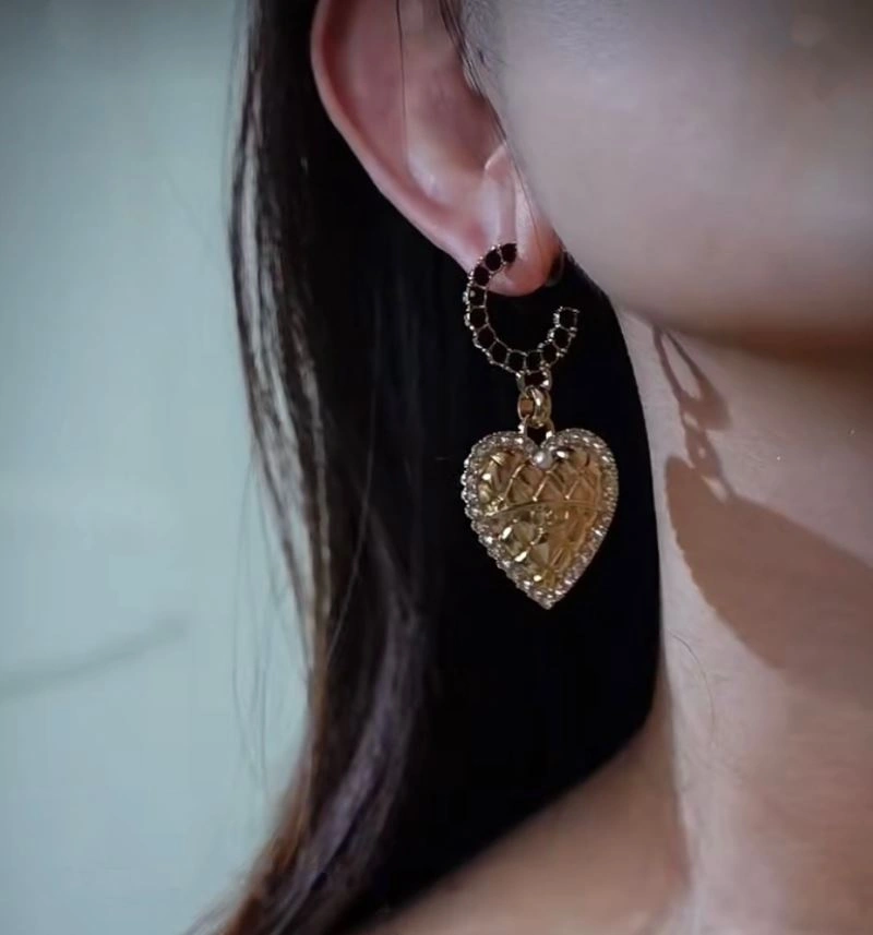 Chanel Earrings WaterResistant 231337