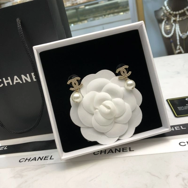 Chanel Earrings TechFriendly 231333