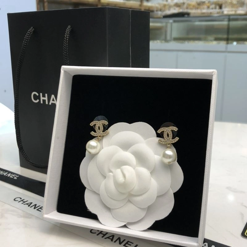 Chanel Earrings TechFriendly 231333