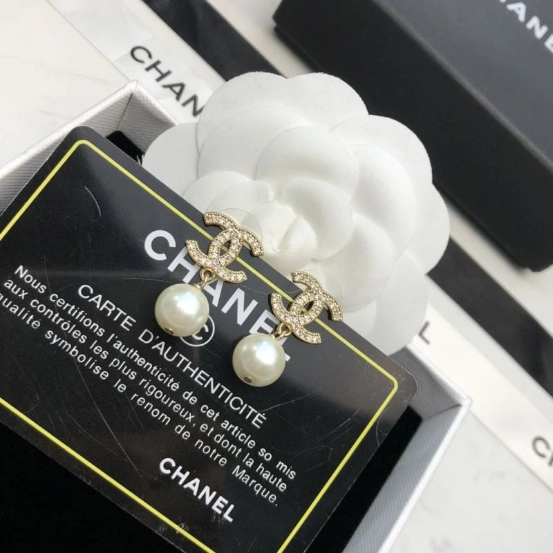 Chanel Earrings TechFriendly 231333