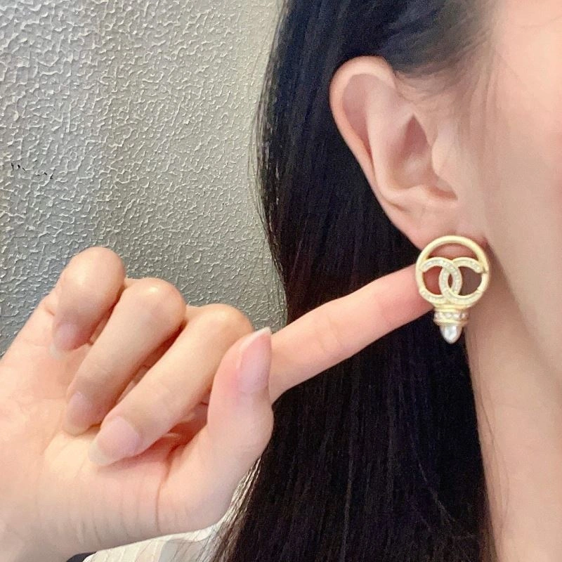 Chanel Earrings Timeless 231310