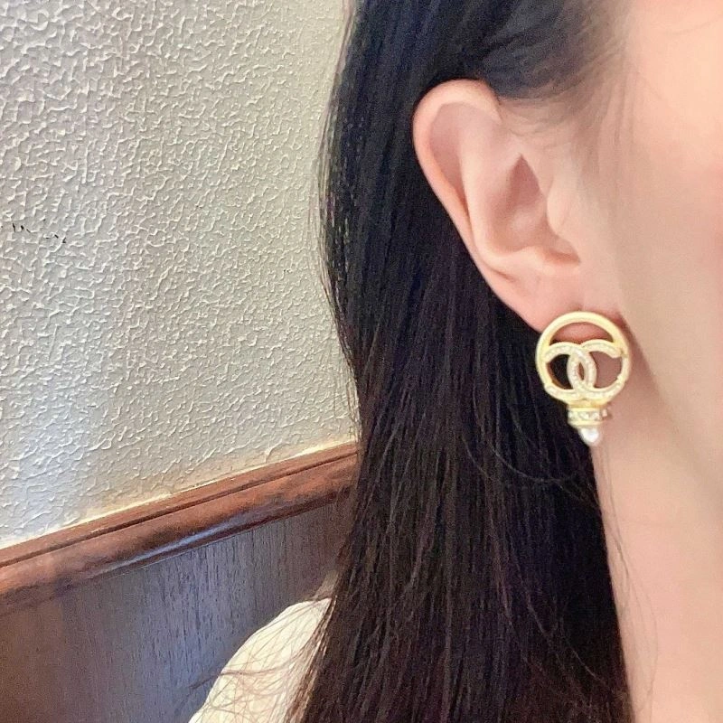 Chanel Earrings Timeless 231310