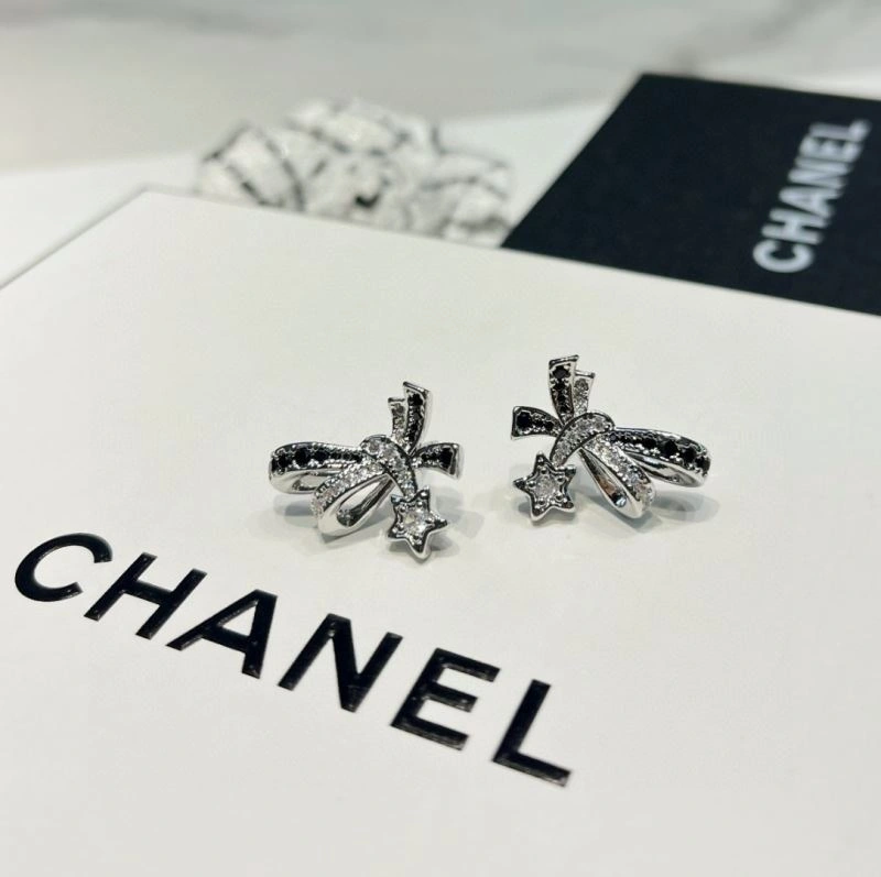 Chanel Earrings Tailored 231312