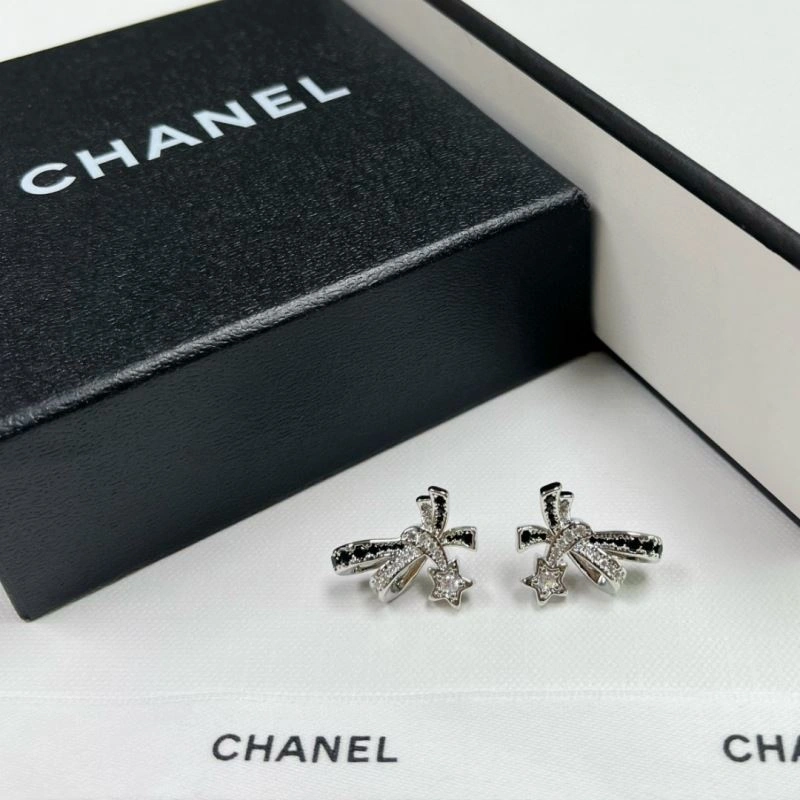 Chanel Earrings Tailored 231312