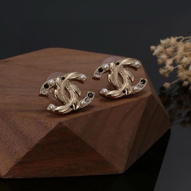 Cozy Chanel Earrings 231331
