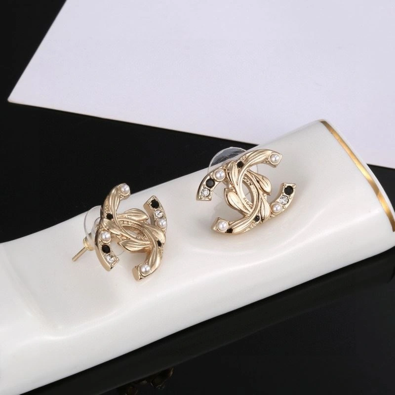 Cozy Chanel Earrings 231331