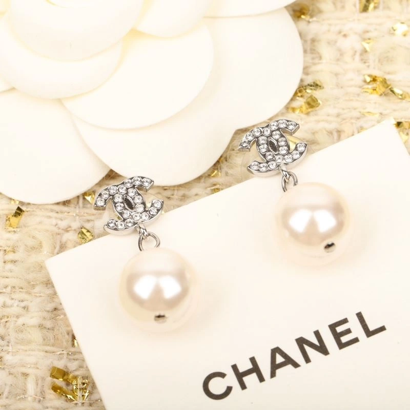 Chanel Earrings Refined 231344