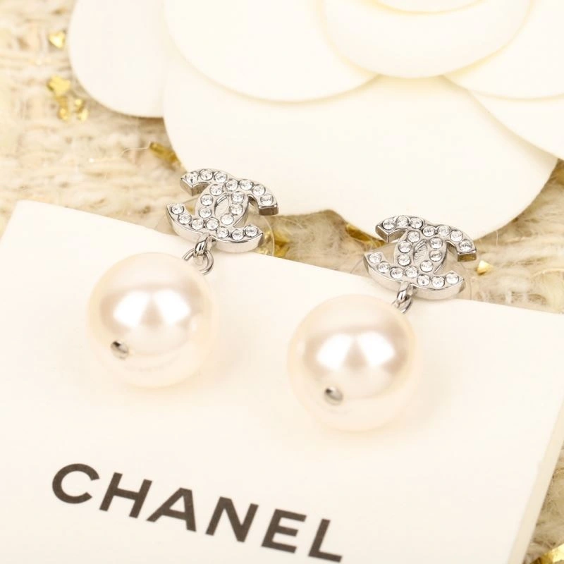 Chanel Earrings Refined 231344
