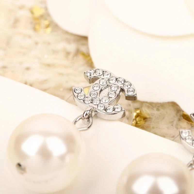 Chanel Earrings Refined 231344
