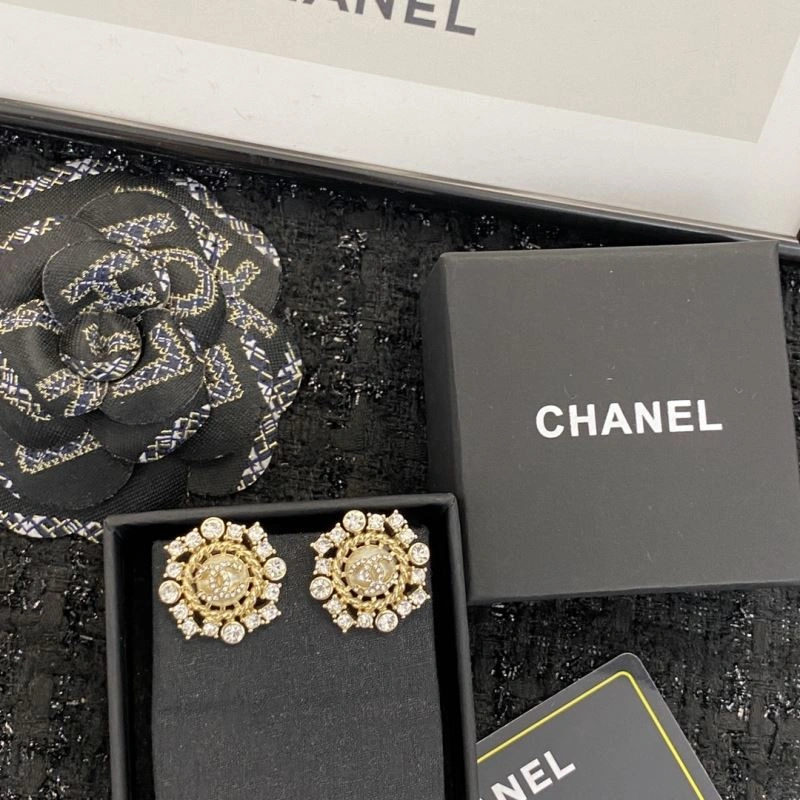 Chanel Earrings Tailored 231352
