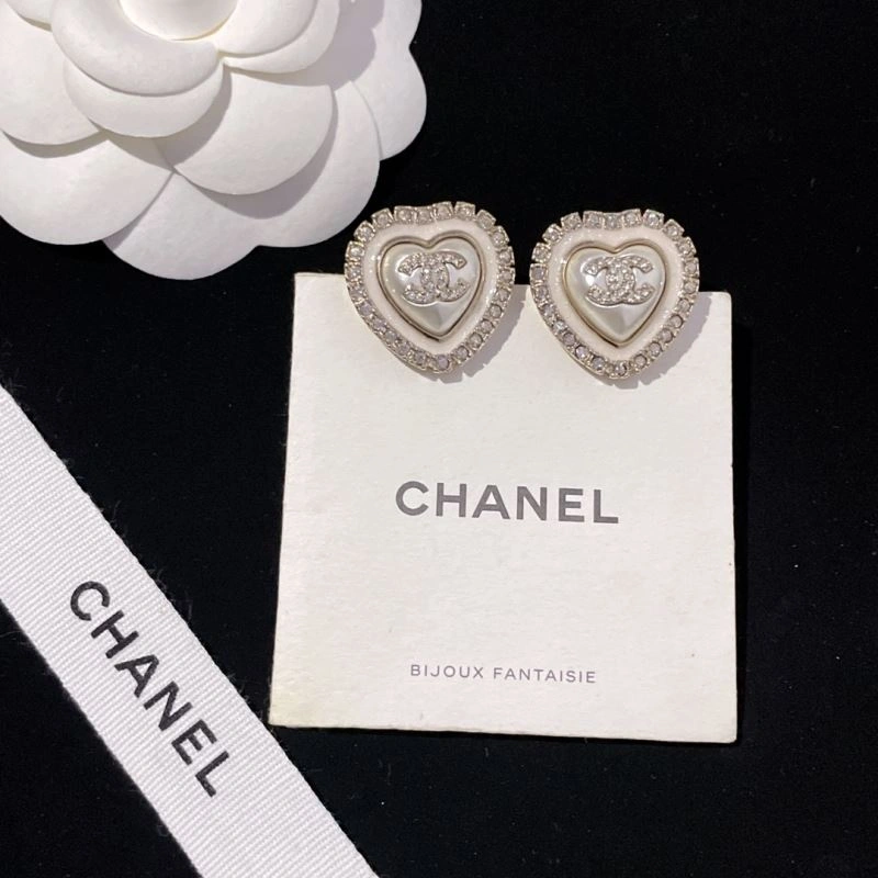 Trendy Chanel Earrings 231328
