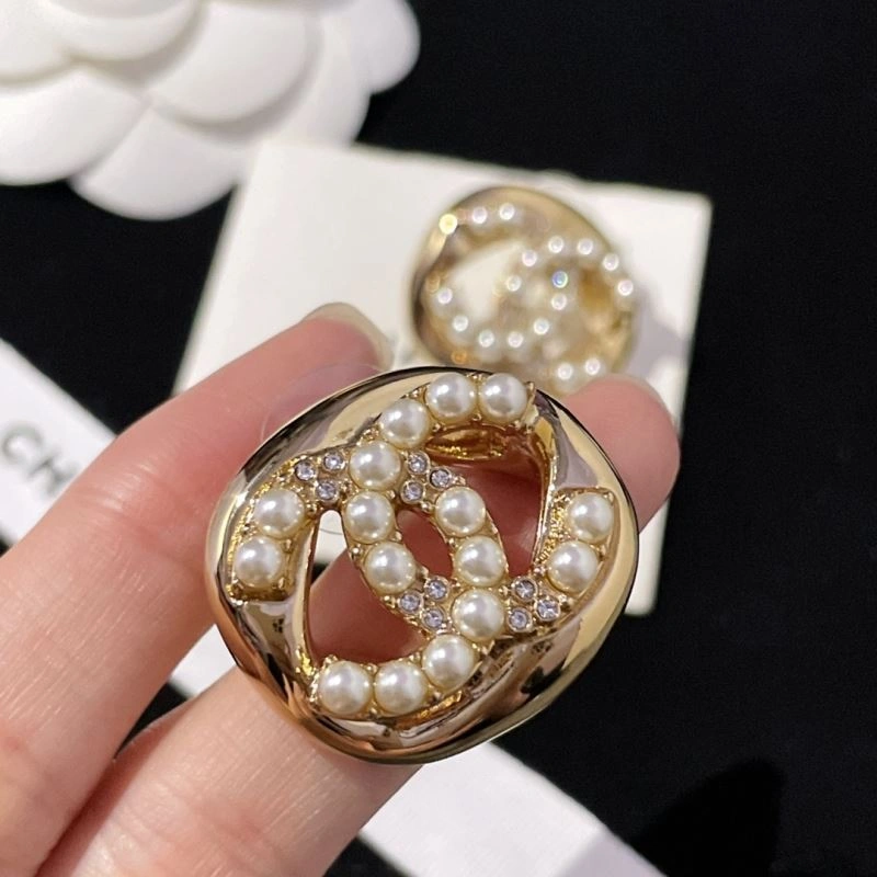 Chanel Earrings Effortless 231283