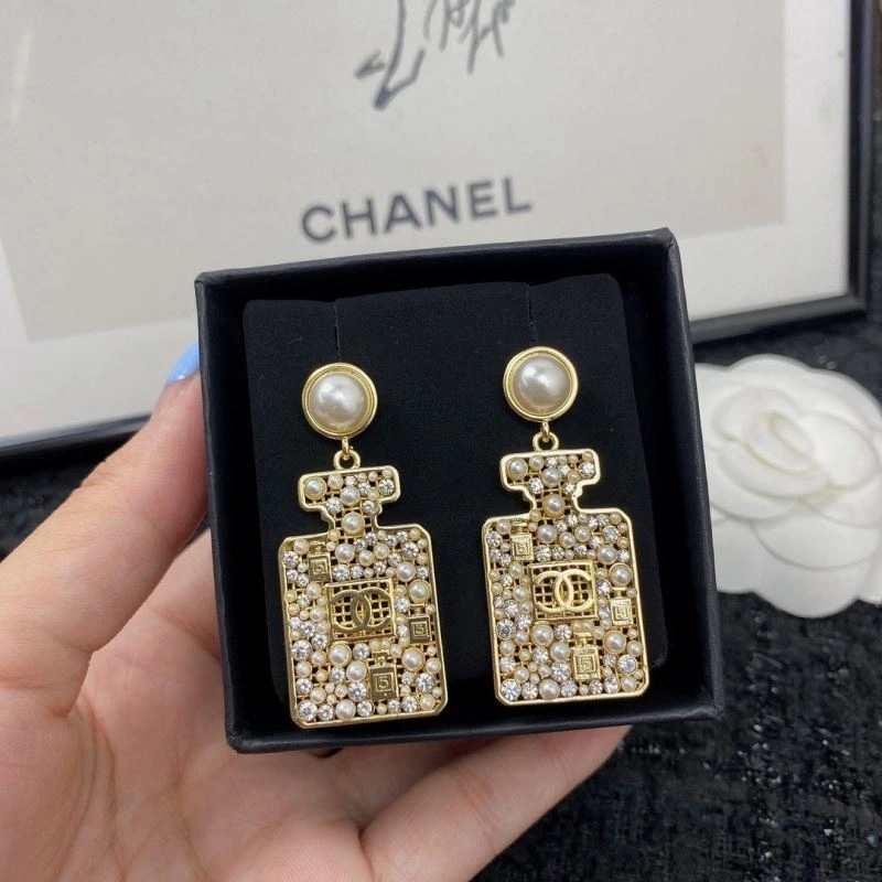 Youthful Chanel Earrings 231325