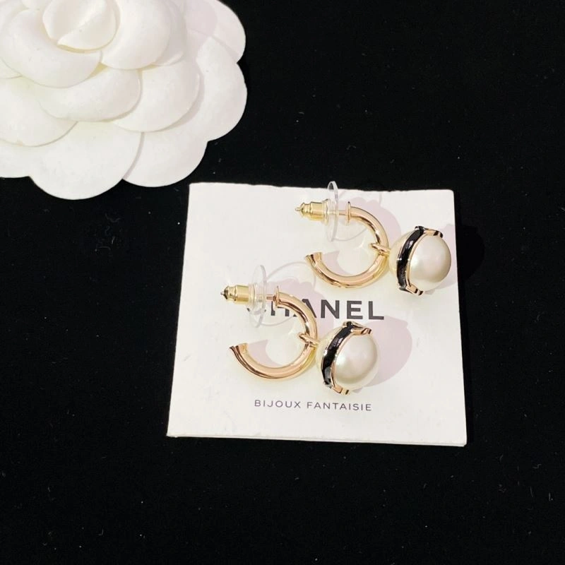 FreshLook Chanel Earrings 231280