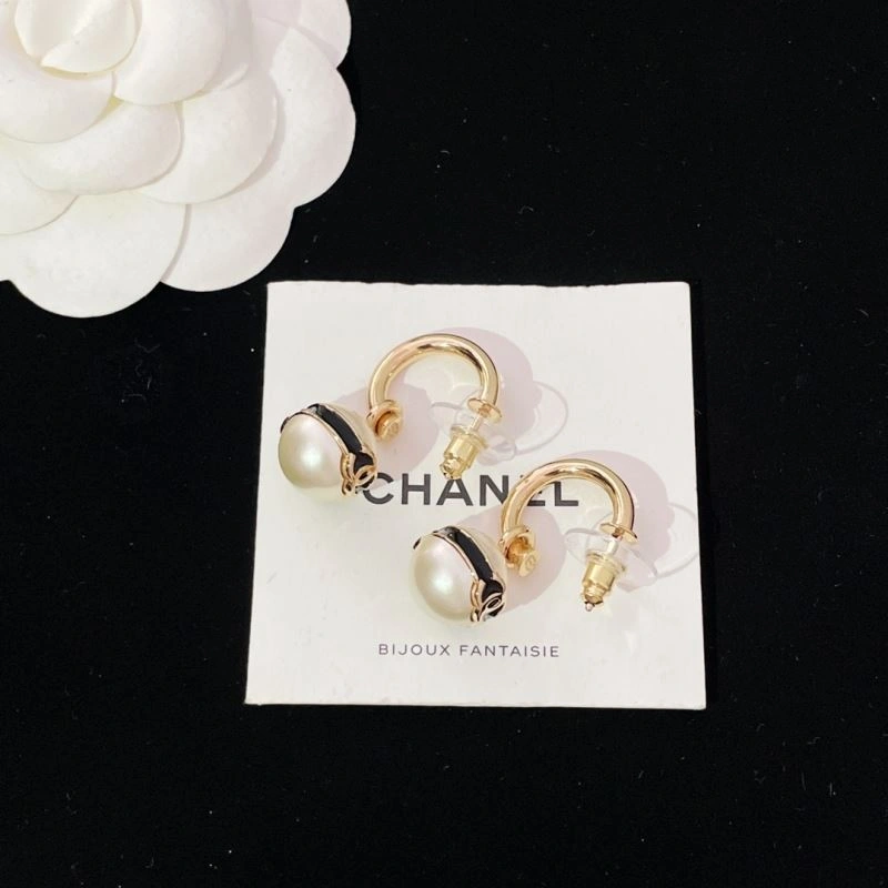FreshLook Chanel Earrings 231280