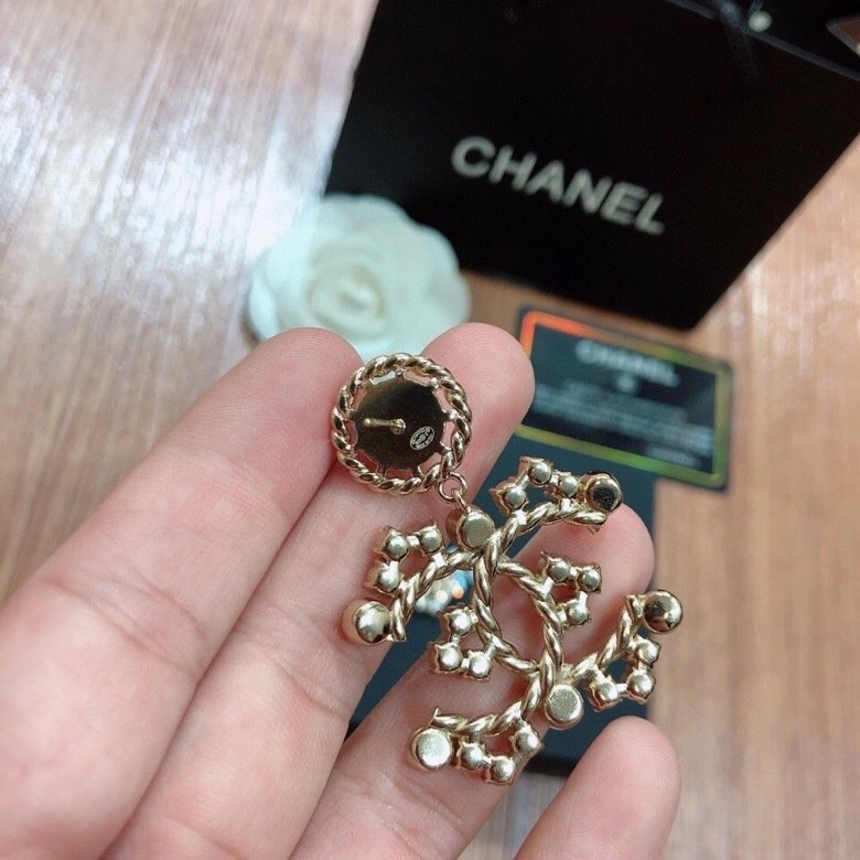 Chanel Earrings Sophisticated 231343