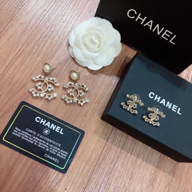 Chanel Earrings Sophisticated 231343