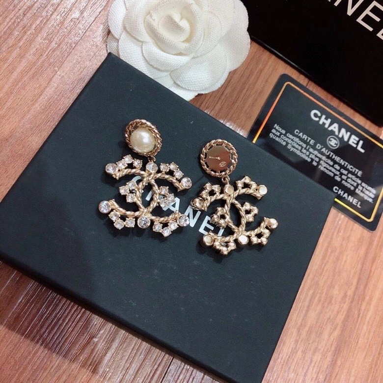 Chanel Earrings Sophisticated 231343