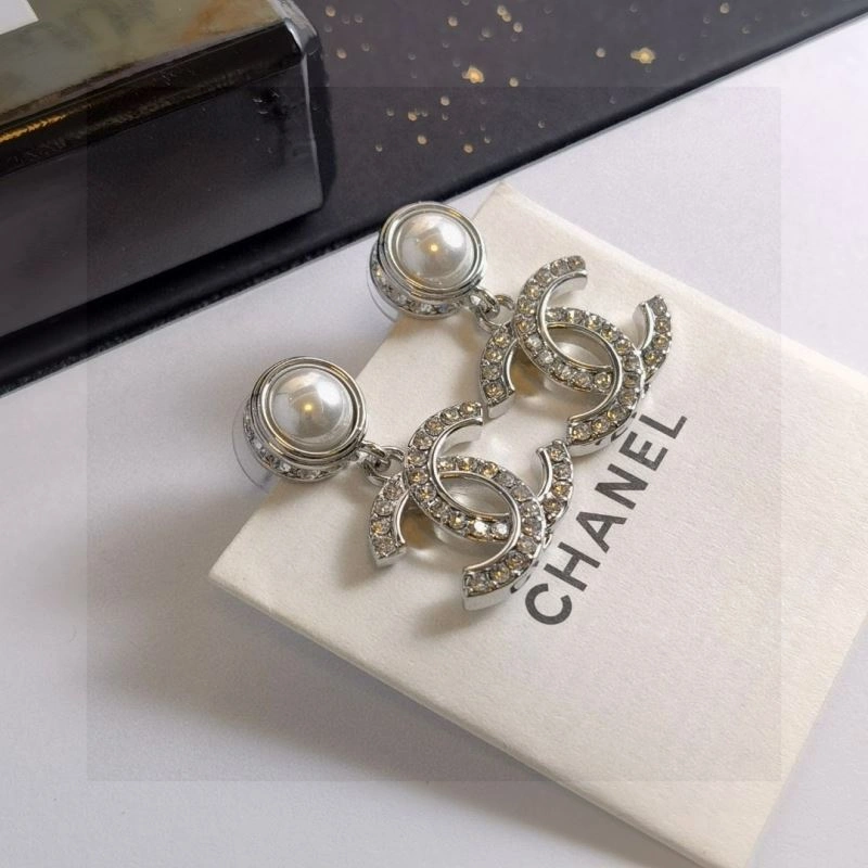 Chanel Earrings Bright 231287