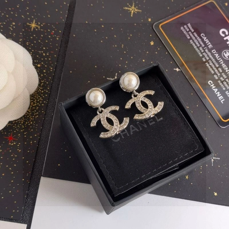Chanel Earrings Bright 231287