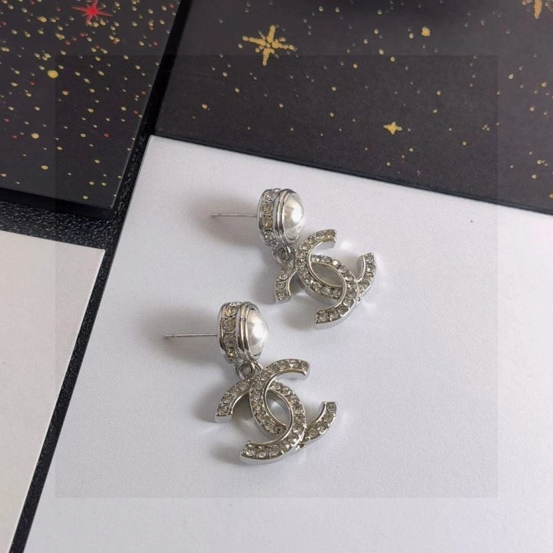Chanel Earrings Bright 231287