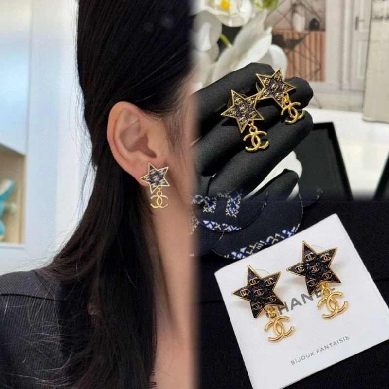 Chanel Earrings Sophisticated 231263