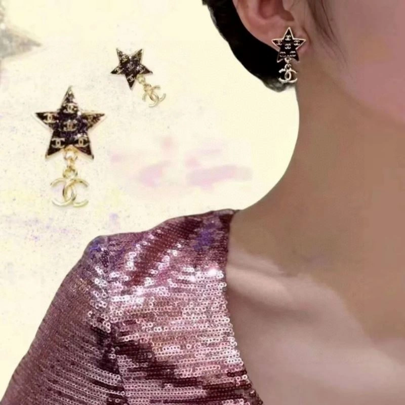 Chanel Earrings Sophisticated 231263