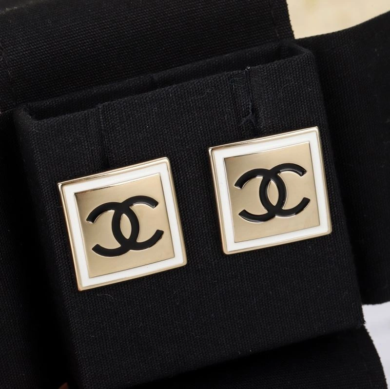 Chanel Earrings Unisex 231267
