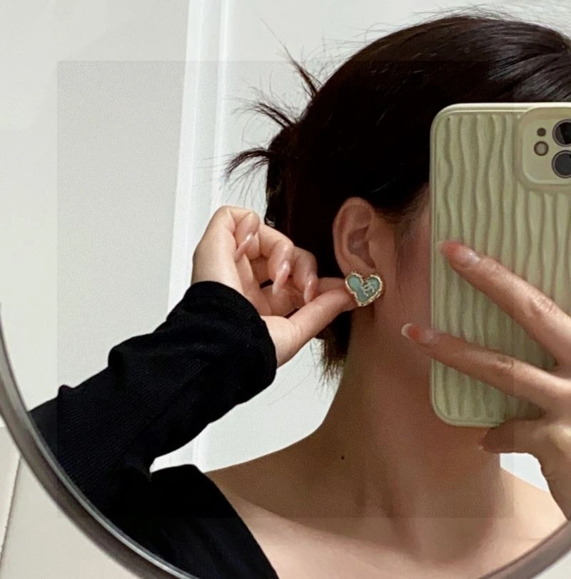 Chanel Earrings WellDesigned 231246