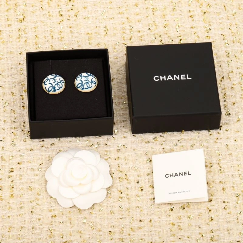 Chanel Earrings Neat 231329