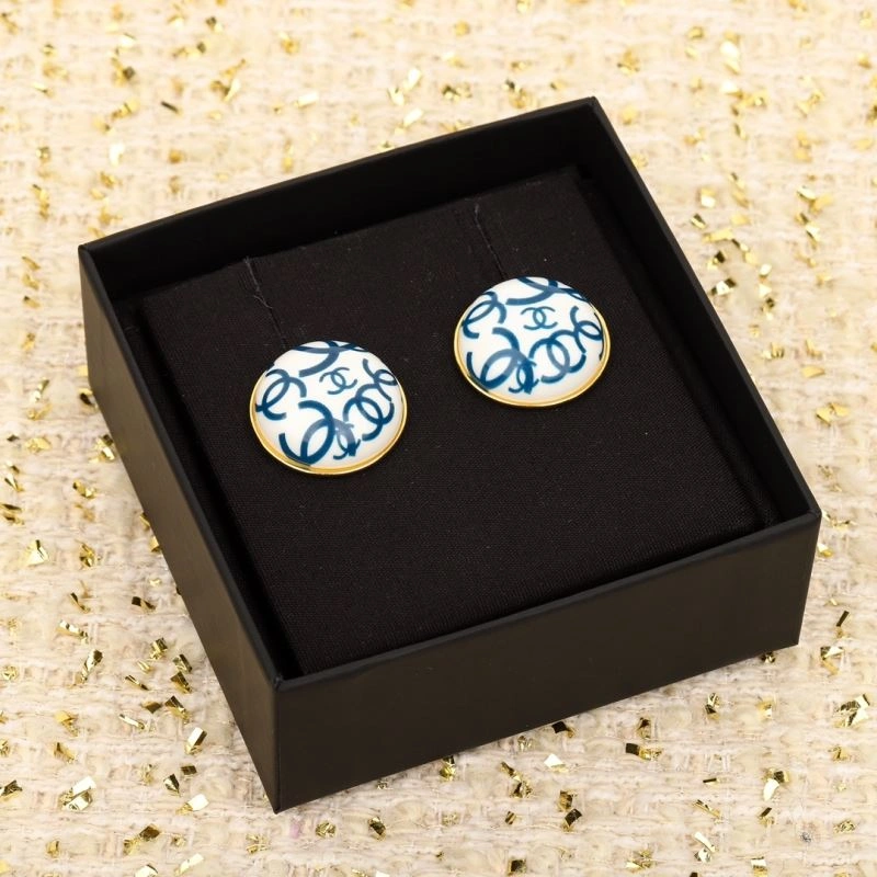 Chanel Earrings Neat 231329
