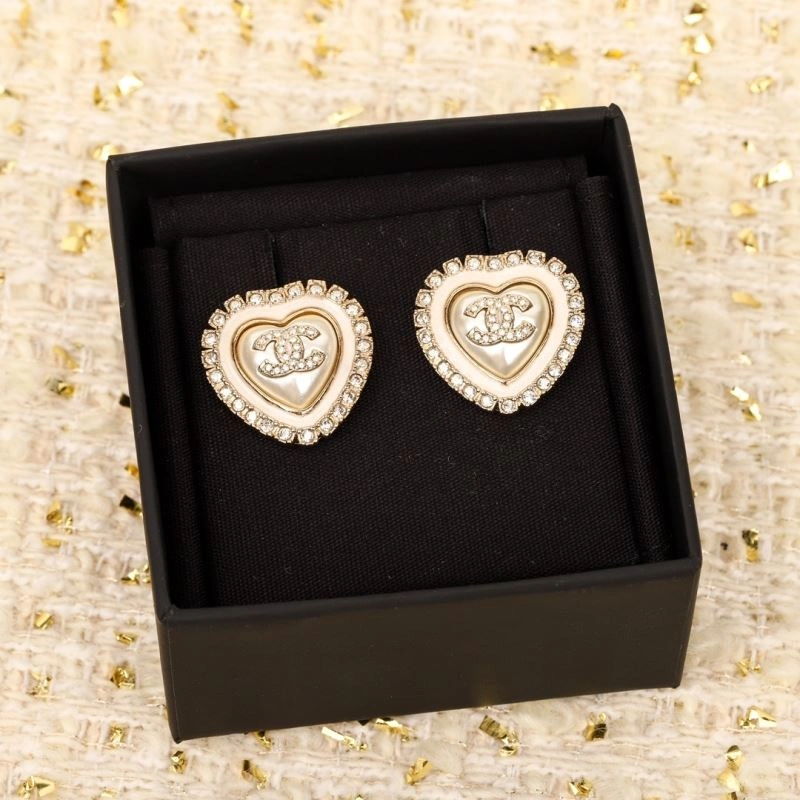 Chanel Earrings SoftTouch 231244