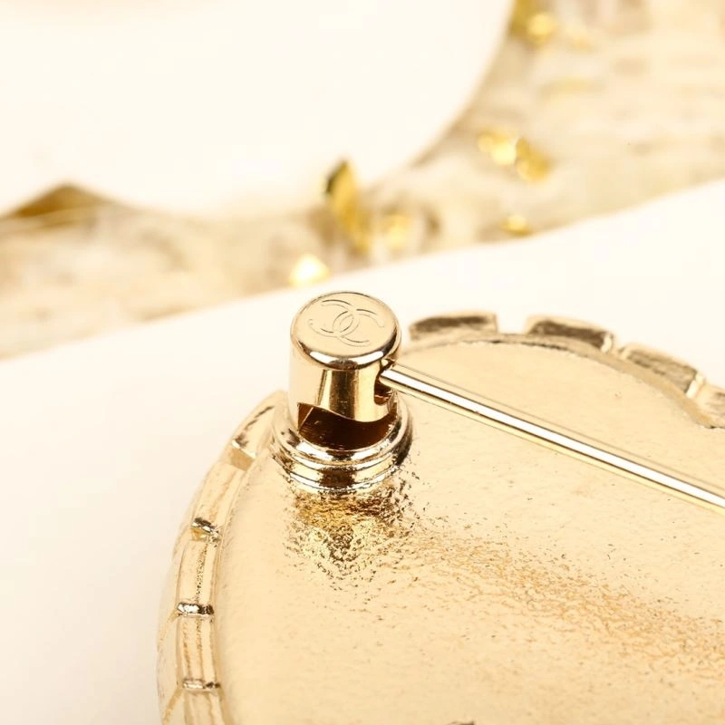 Sleek Chanel Earrings 231326