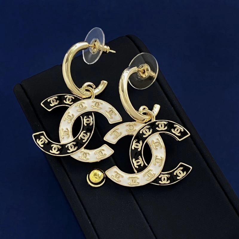 Breathable Chanel Earrings 231239