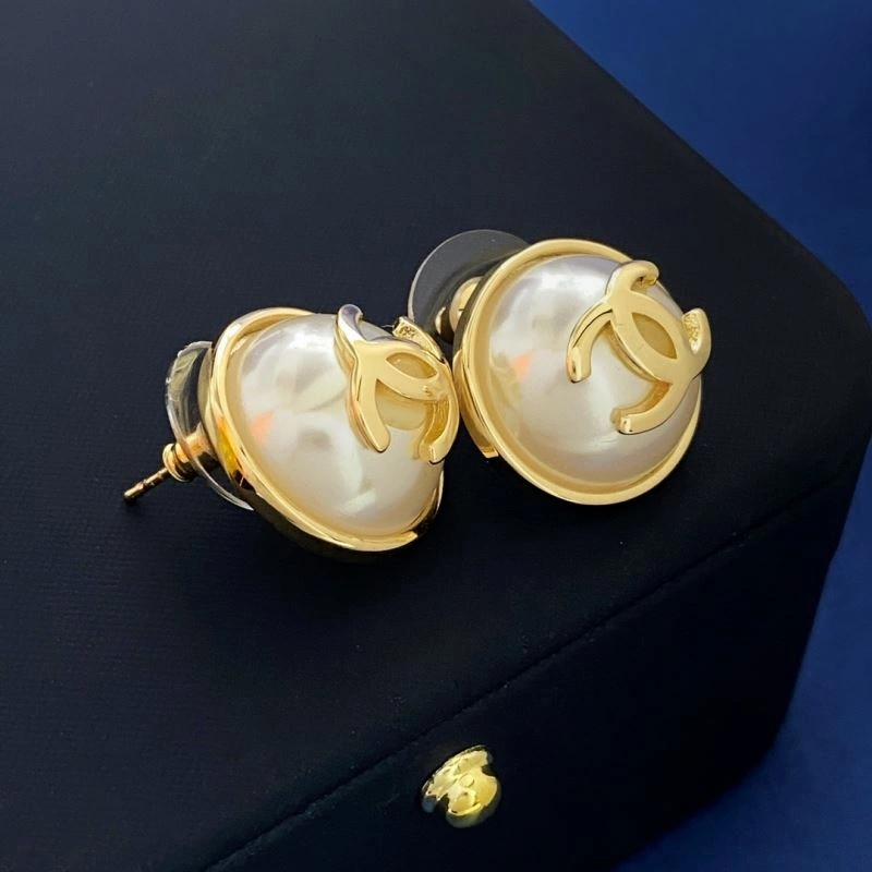 Modern Chanel Earrings 231269