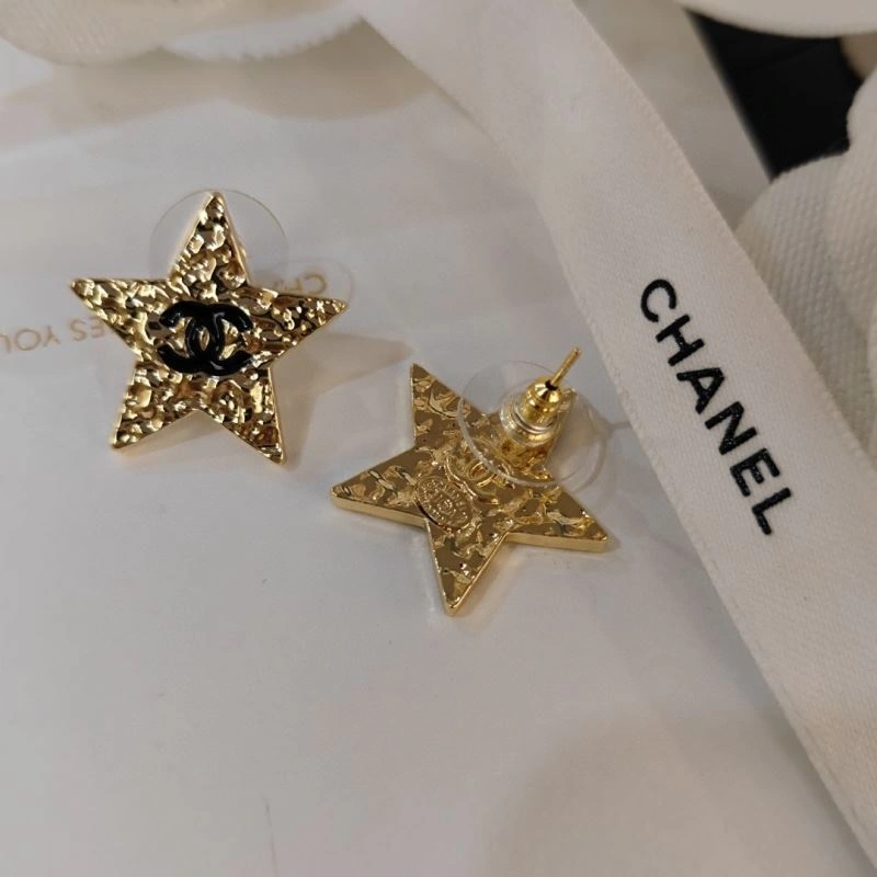 Premium Chanel Earrings 231256