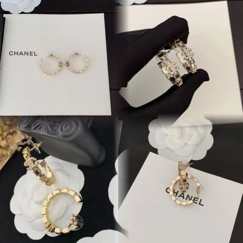 Compact Chanel Earrings 231229