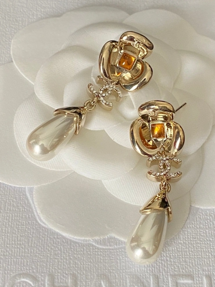 Chanel Earrings ZeroBulk 231227