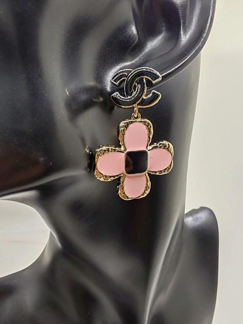 Bright Chanel Earrings 231216