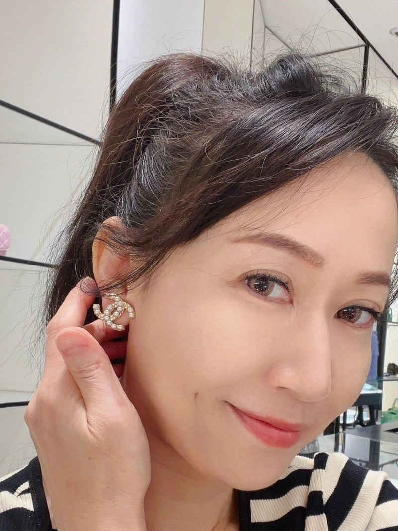 Chanel Earrings UrbanChic 231245