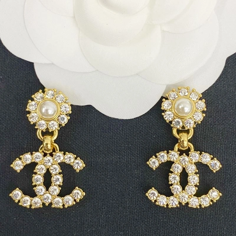 Cozy Chanel Earrings 231231