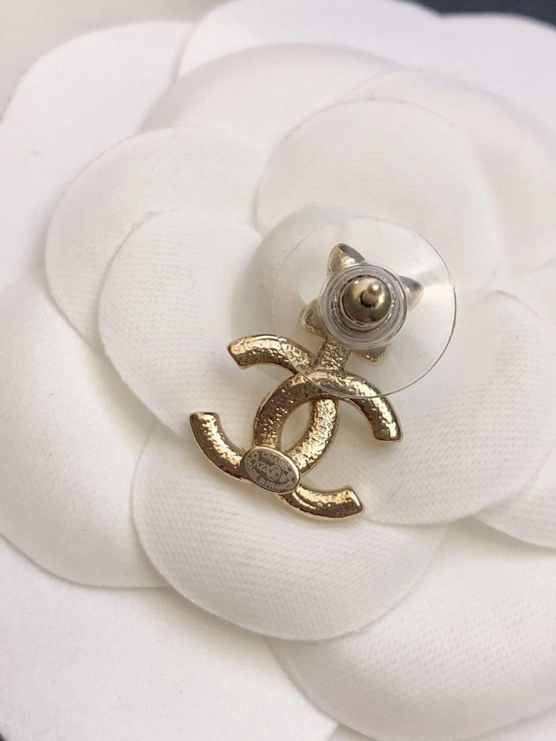 Chanel Earrings EyeCatching 231241