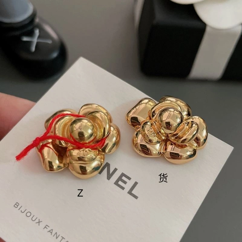 Chanel Earrings Flexible 231225